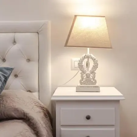 La Finestra Sul Borgo Dimora Storica * Латерина